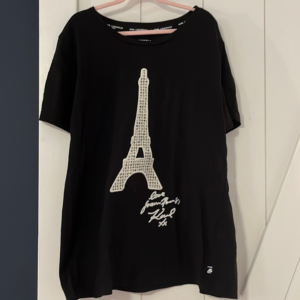 Karl Lagerfeld Paris Black Eiffel Tower Tee Size M! A real statement piece!!